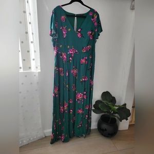 Torrid Floral Maxi dress